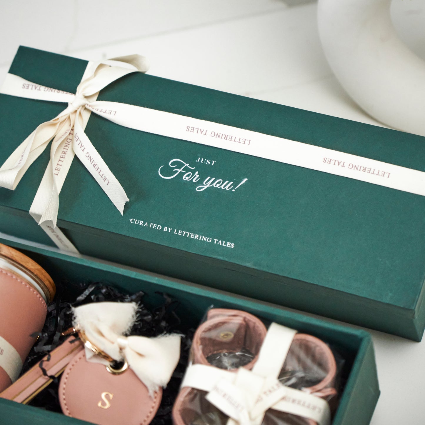 BLUSH ELEGANCE BOX