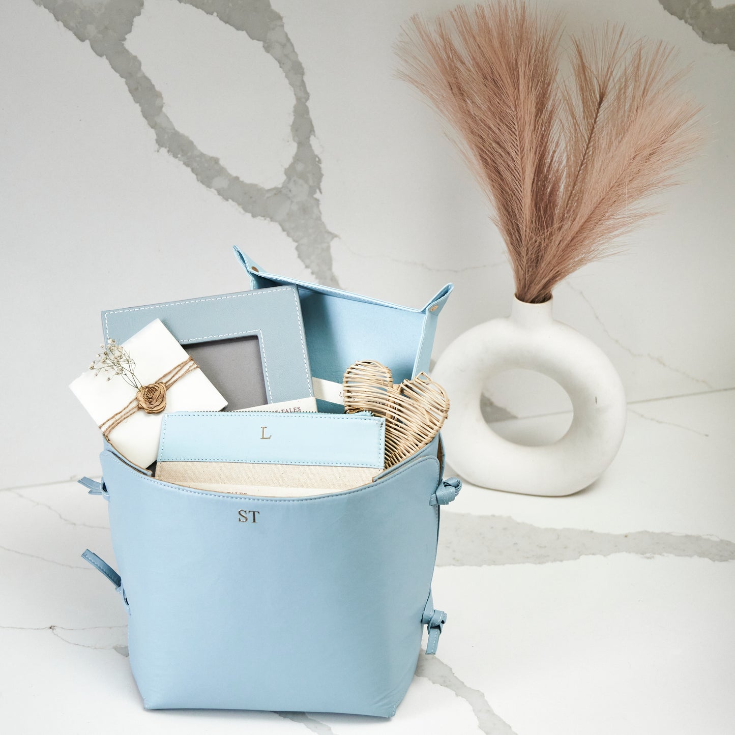 THE SKY HAMPER