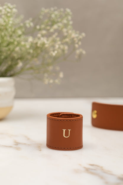 FAUX LEATHER NAPKIN HOLDER (Rings)